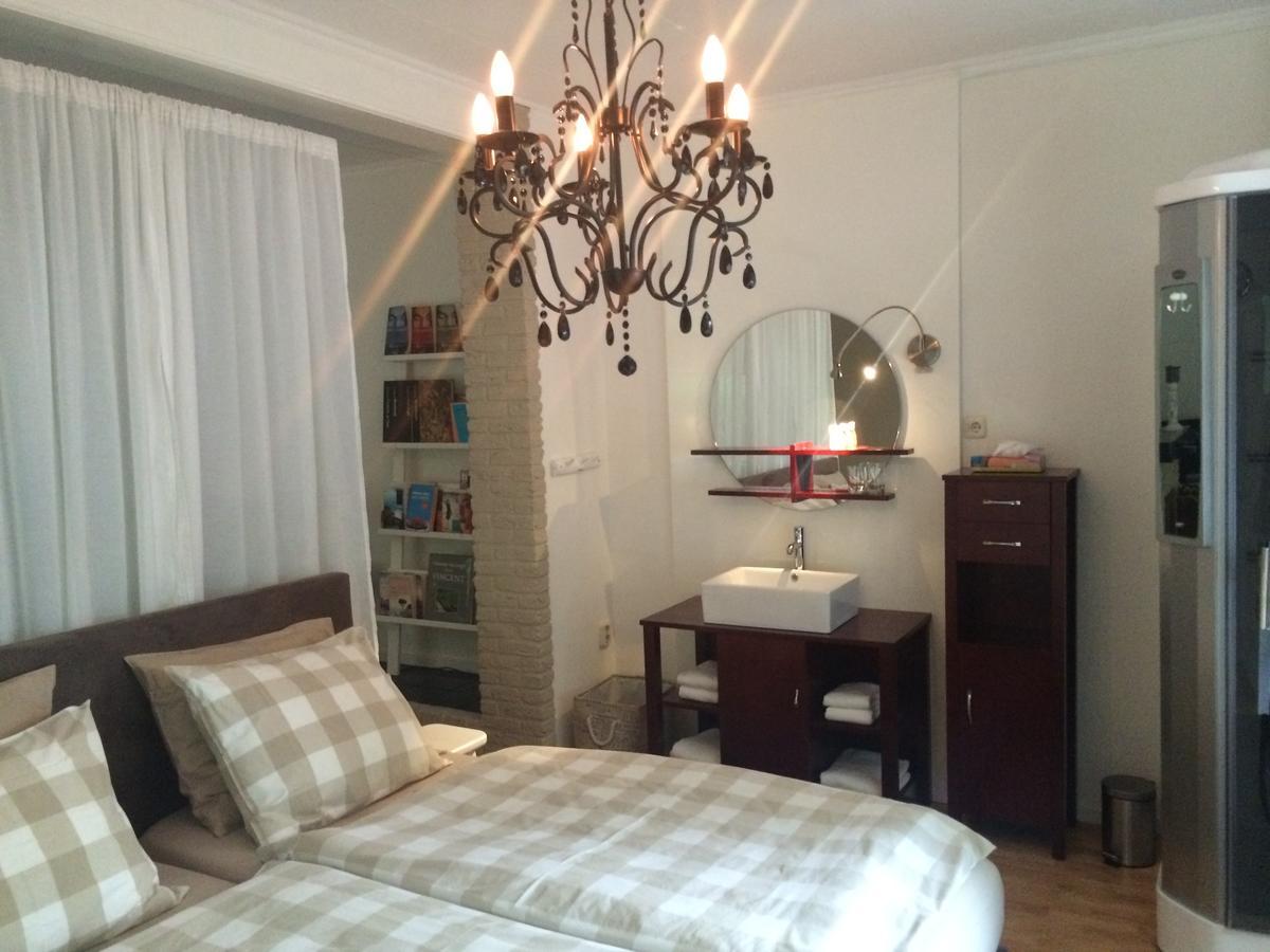 Bed And Breakfast "Kasteelzicht" Vaassen Rom bilde